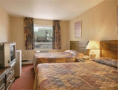 Super 8 By Wyndham Kingston Hotel Cameră foto